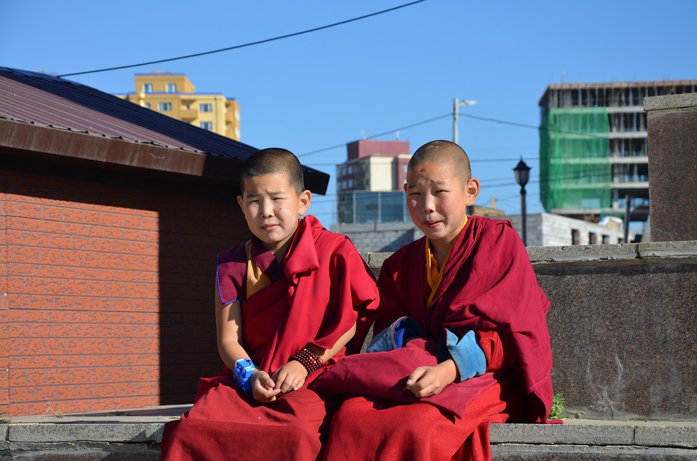 Enfants moines