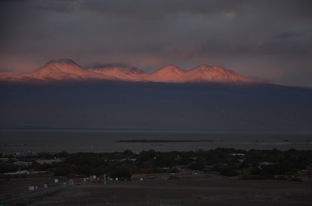 16 - coucher de soleil sur les volcans